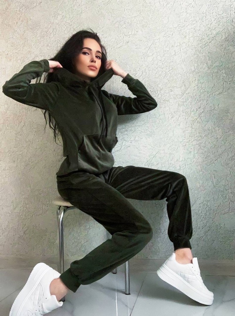 

Велюровый костюм женский хаки 46-48 Pudra К900