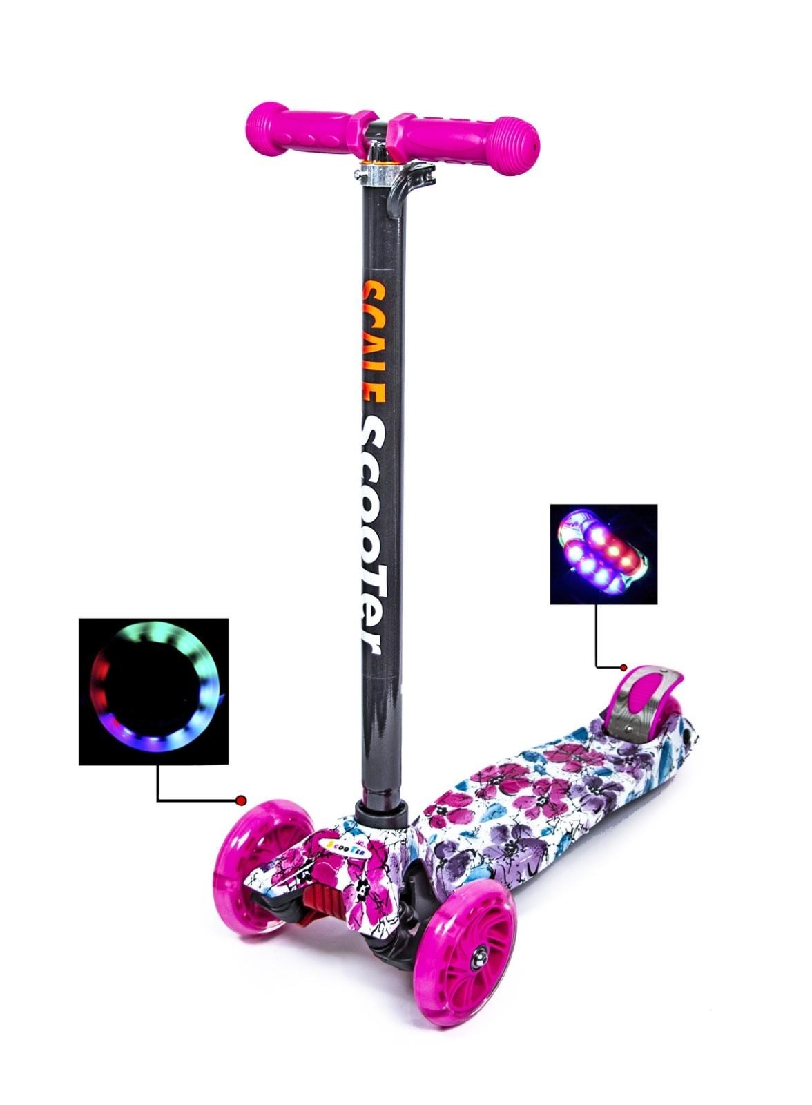 

Самокат детский Maxi Scale Scooter(свет.колеса) Print Multicolors