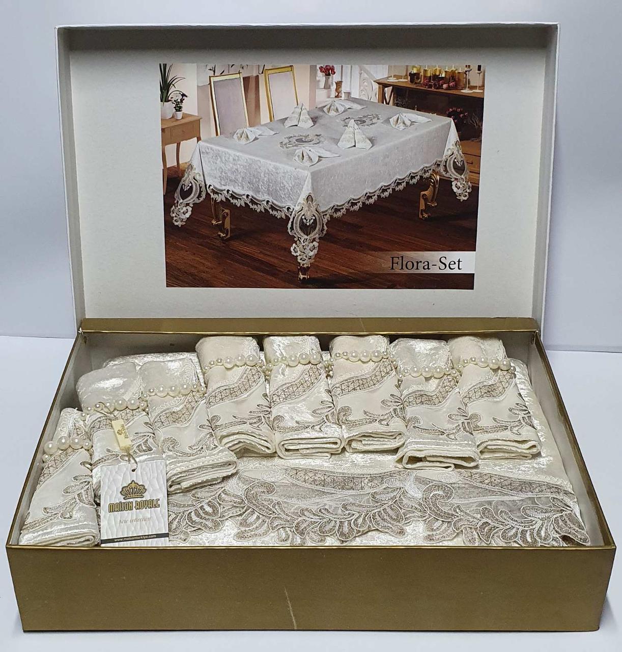 

Скатерть Set Велюр Maison Royale 160x220+8 psc Flora Krem