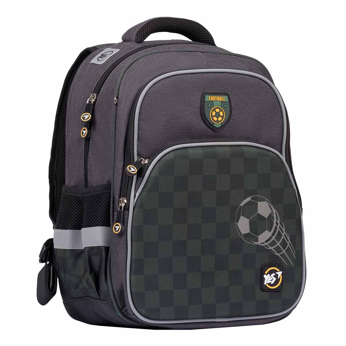 

Рюкзак школьный YES Football S-40 20 л 38 × 30 × 17 см черный (558522)