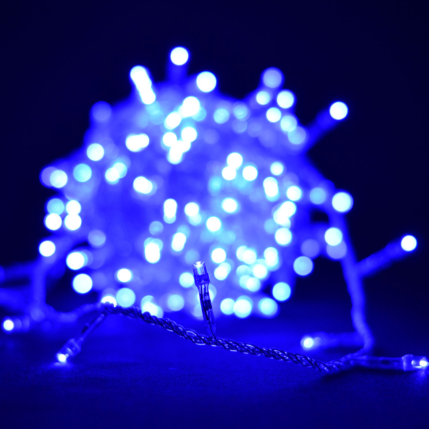 

Гирлянда светодиодная VENOM 500LED, черный провод (LS-LED-500LED-BC-MIX)