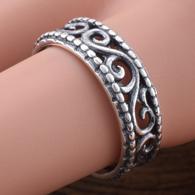 

Серебряное кольцо Тиам 20