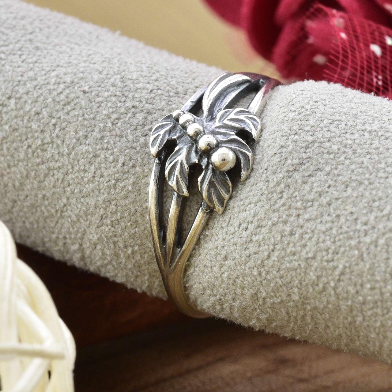 

Срібна каблучка Горобина 17.5