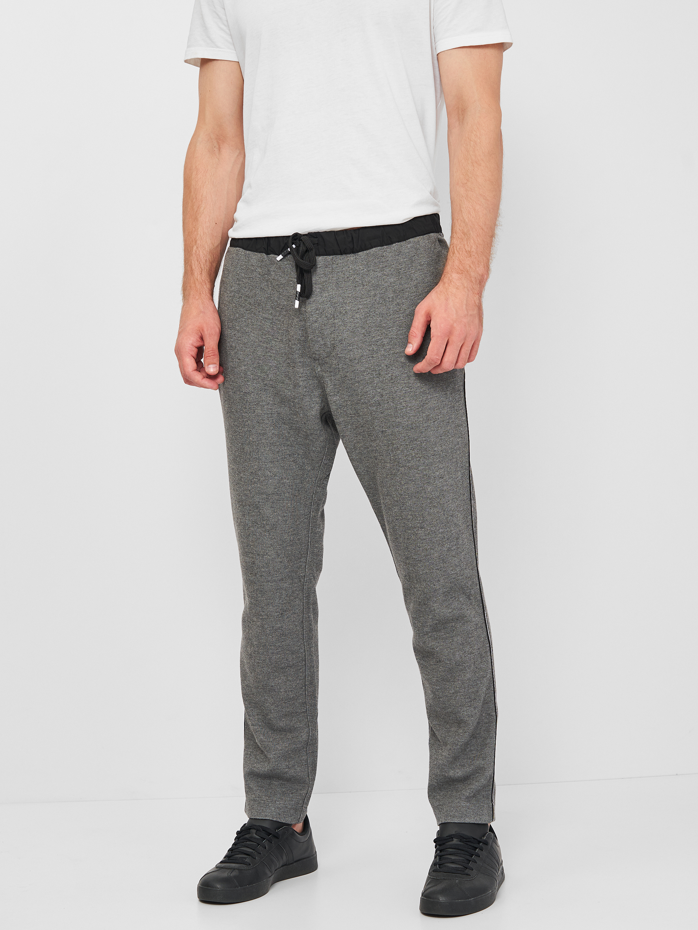 

Спортивные штаны Desigual 18SMPKX1-2042 S