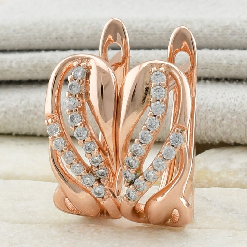 

Серьги Xuping 27987 размер 14х6 мм белые фианиты вес 1.8 г позолота РО