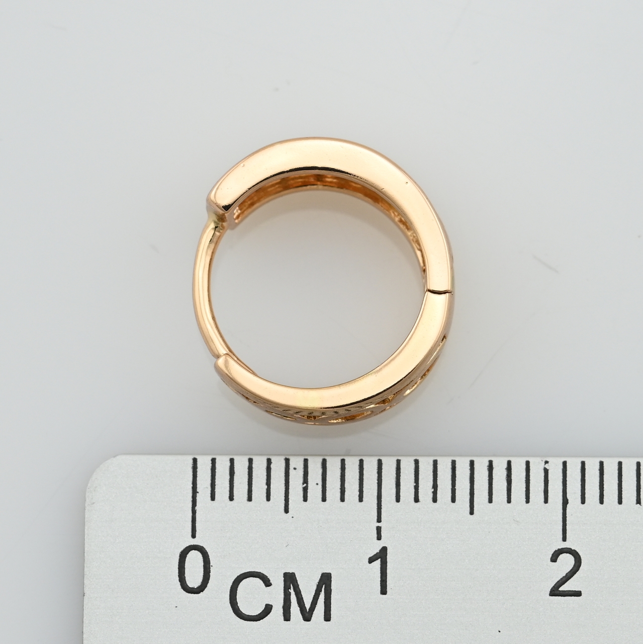 

Сережки Xuping 30418 розмір 12х6 мм вага 2.9 г позолота 18К
