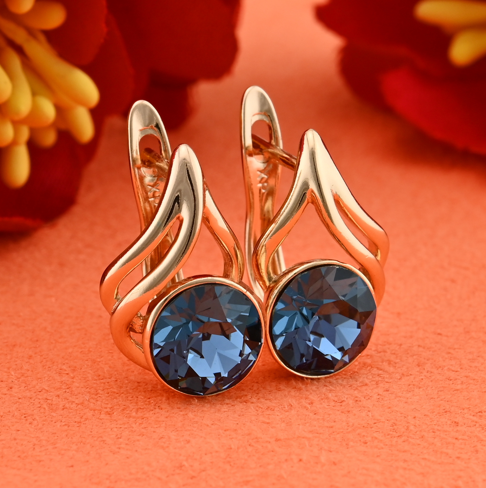 

Серьги Xuping с кристаллами Swarovski 83227 размер 16х9 мм цвет монтана вес 3.5 г позолота 18К
