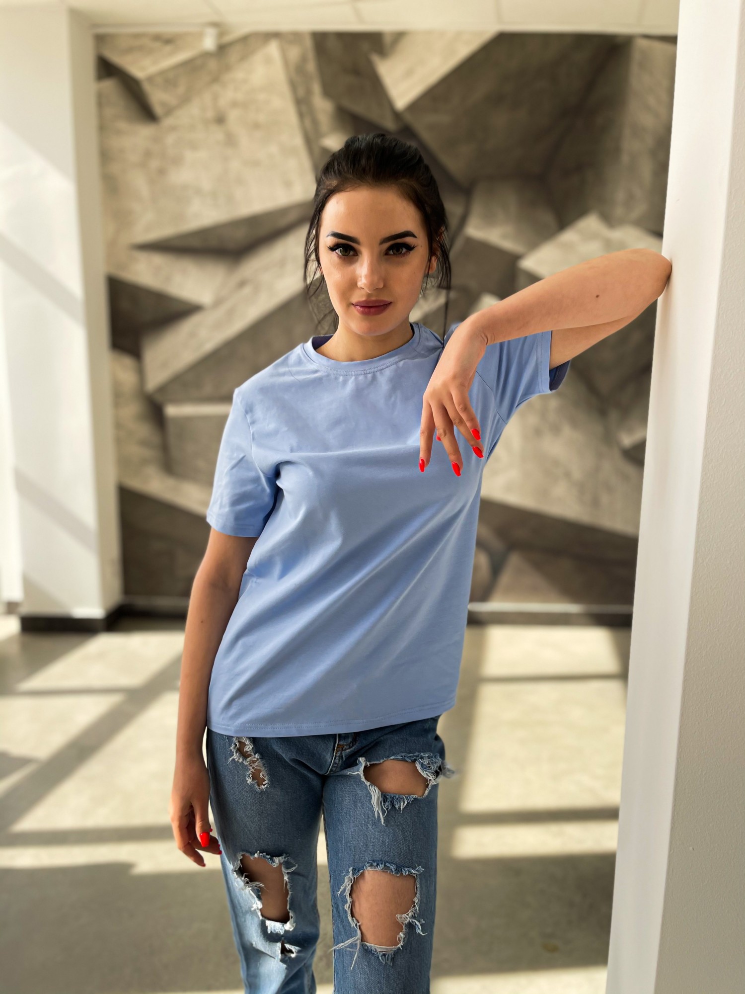 

Футболка BAYSHO базовая унисекс Кулирка S Голубая (bk1401-420)