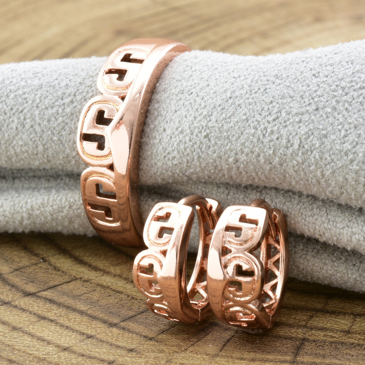 

Набор Xuping 90462 кольцо + серьги 12х4 мм позолота РО16