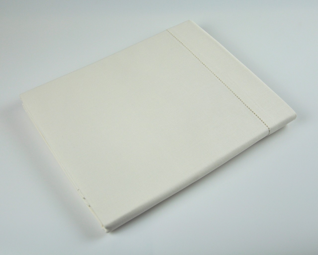

Скатертина BOVI Emy Ivory 170x250 см