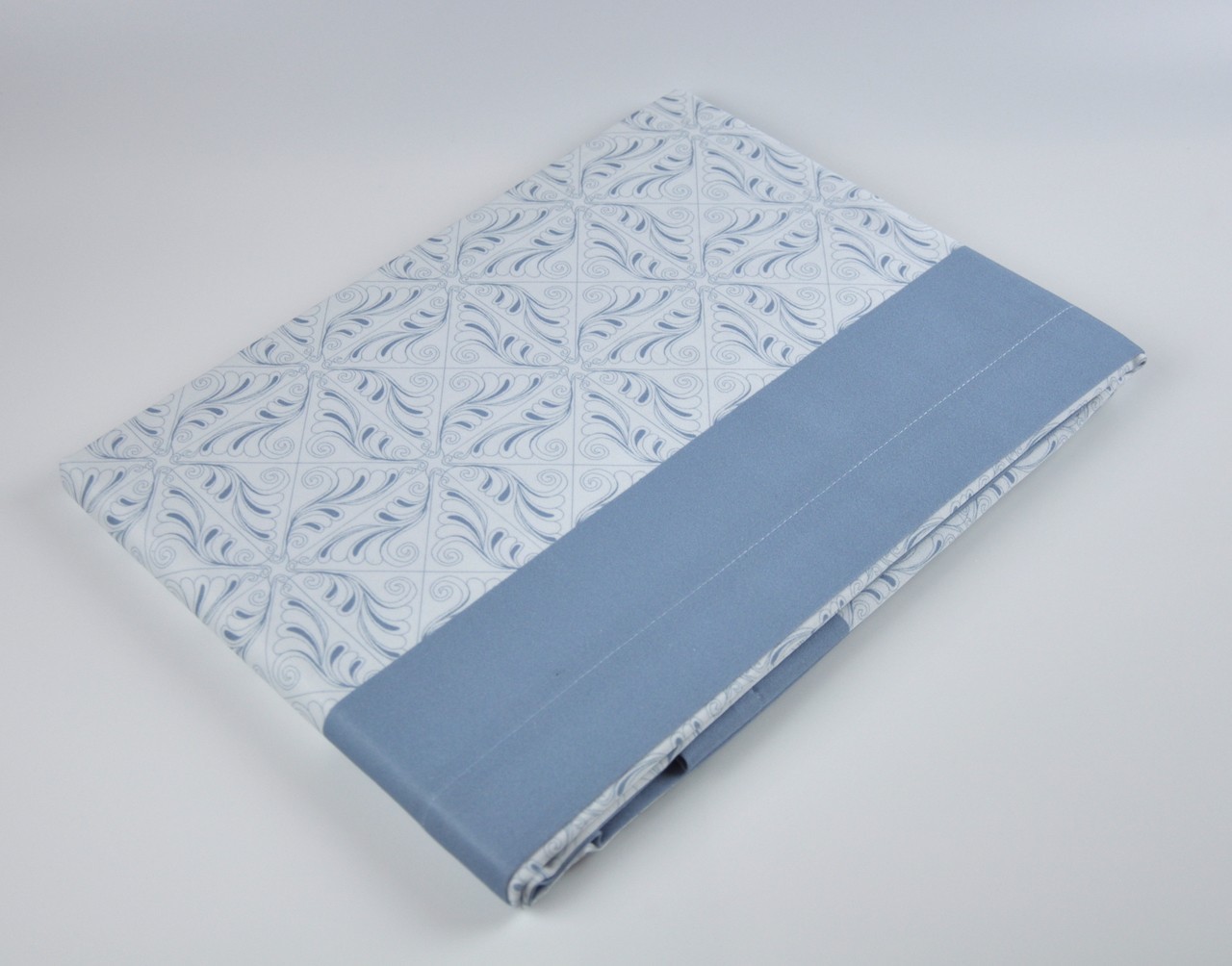 

Скатертина ASA Portico Blue 160x250 см Біла з синім