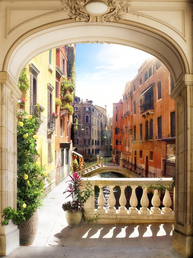 

Фотообои Walldeco Узкая улица в Венеции №34127 Волокно