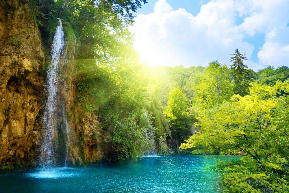 

Фотообои Walldeco Водопад и голубая заводь в горах №0110 Деко