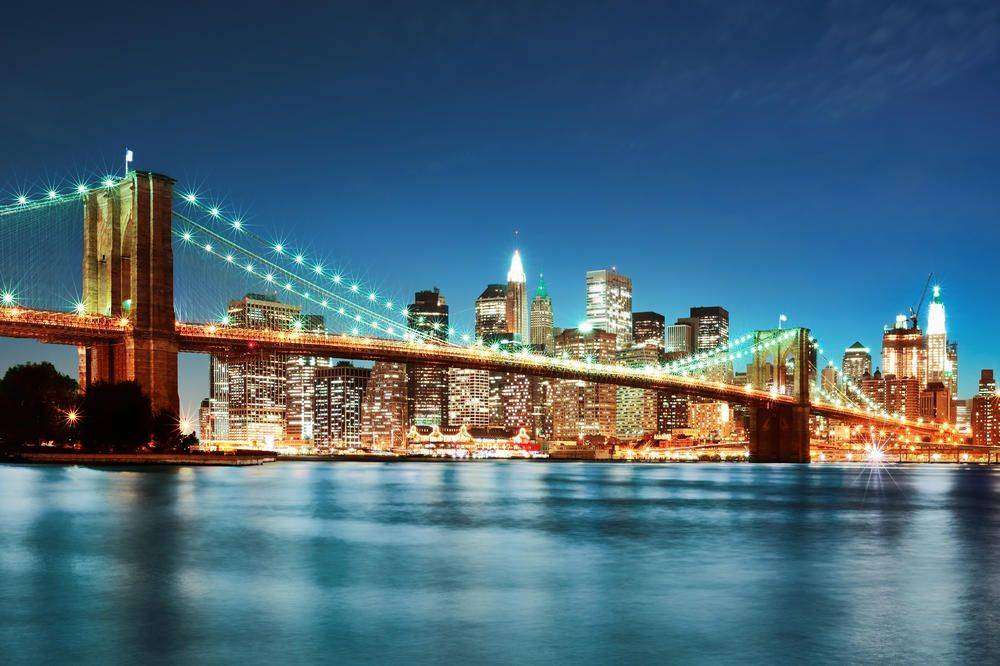 

Фотообои Walldeco Бруклинский мост на фоне вечернего города №1905 Волокно