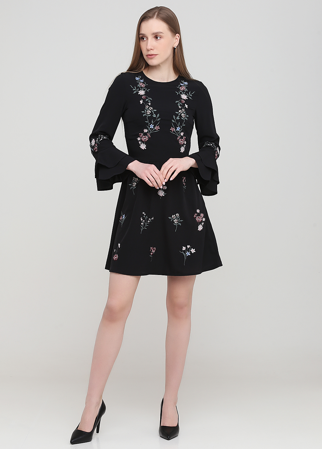 

Платье H&M 32 Черный 0-1387