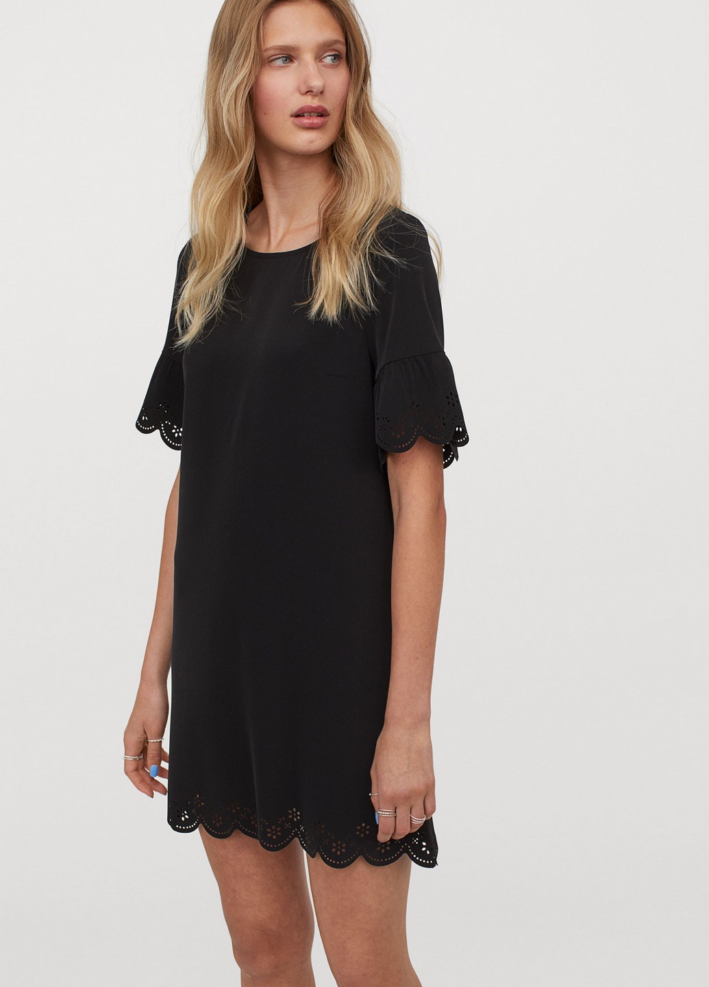 

Платье H&M 44 Черный 0870345