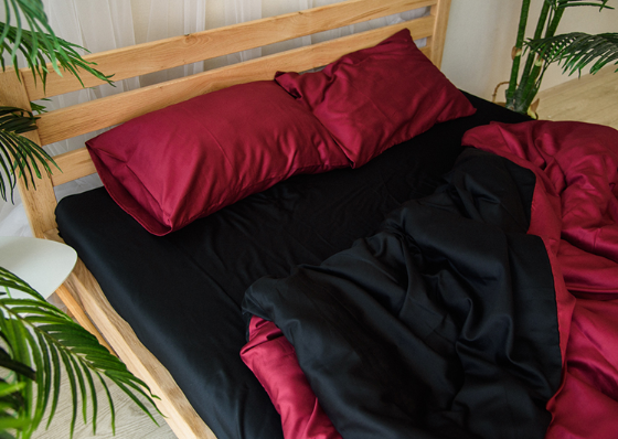

Комплект постельного белья MOON LINE Bordo Black Хлопок + Сатин 150x215