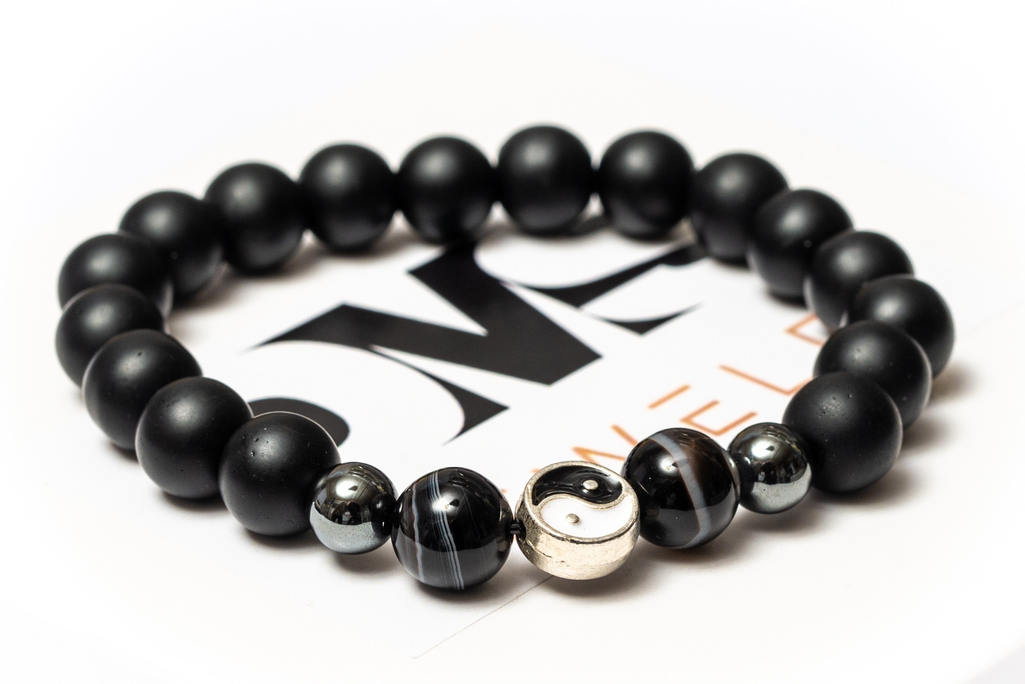 

Браслет DMS Jewelry мужской и женский из натуральных камней Ø 8мм: шунгит, гематит (синт.), глазковый агат (халцедон), черный агат HARMONY YIN YAN