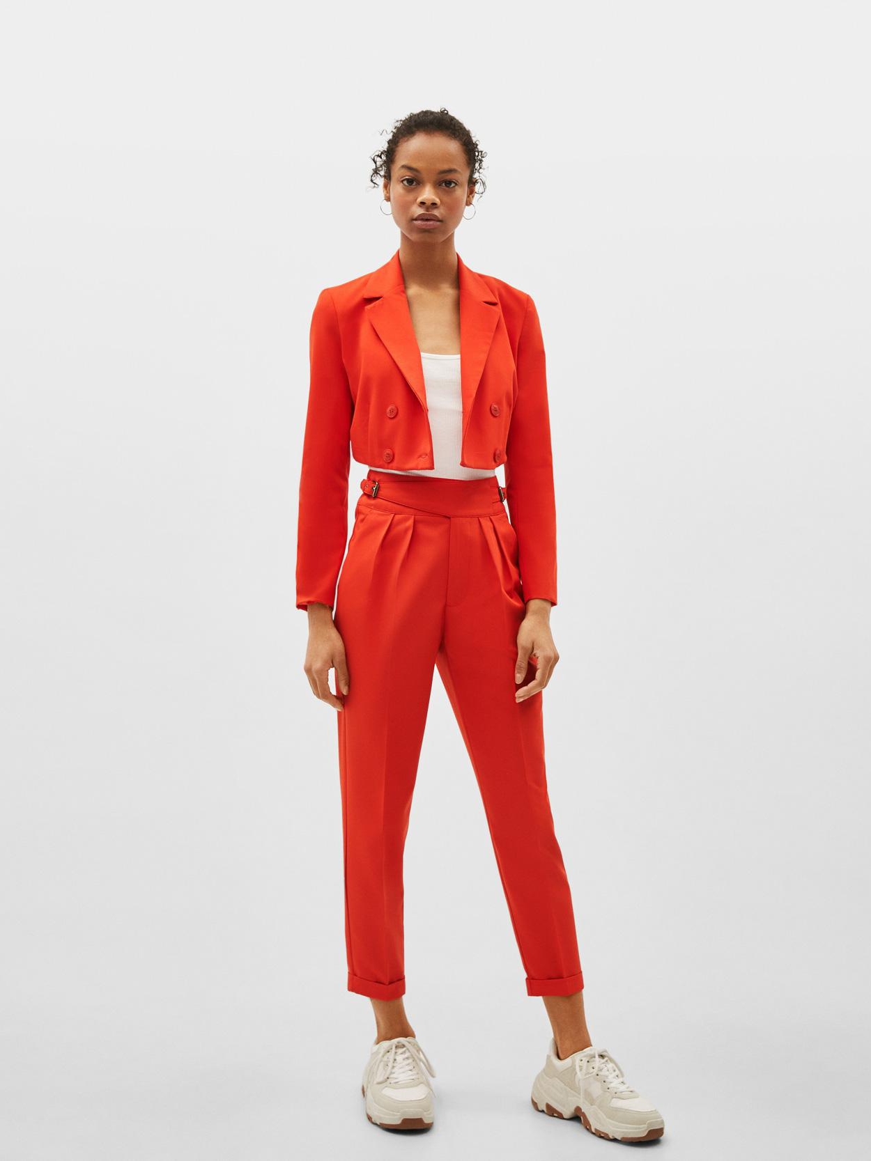 

Брюки Bershka 0079/168/675-ACVF 32 Красные