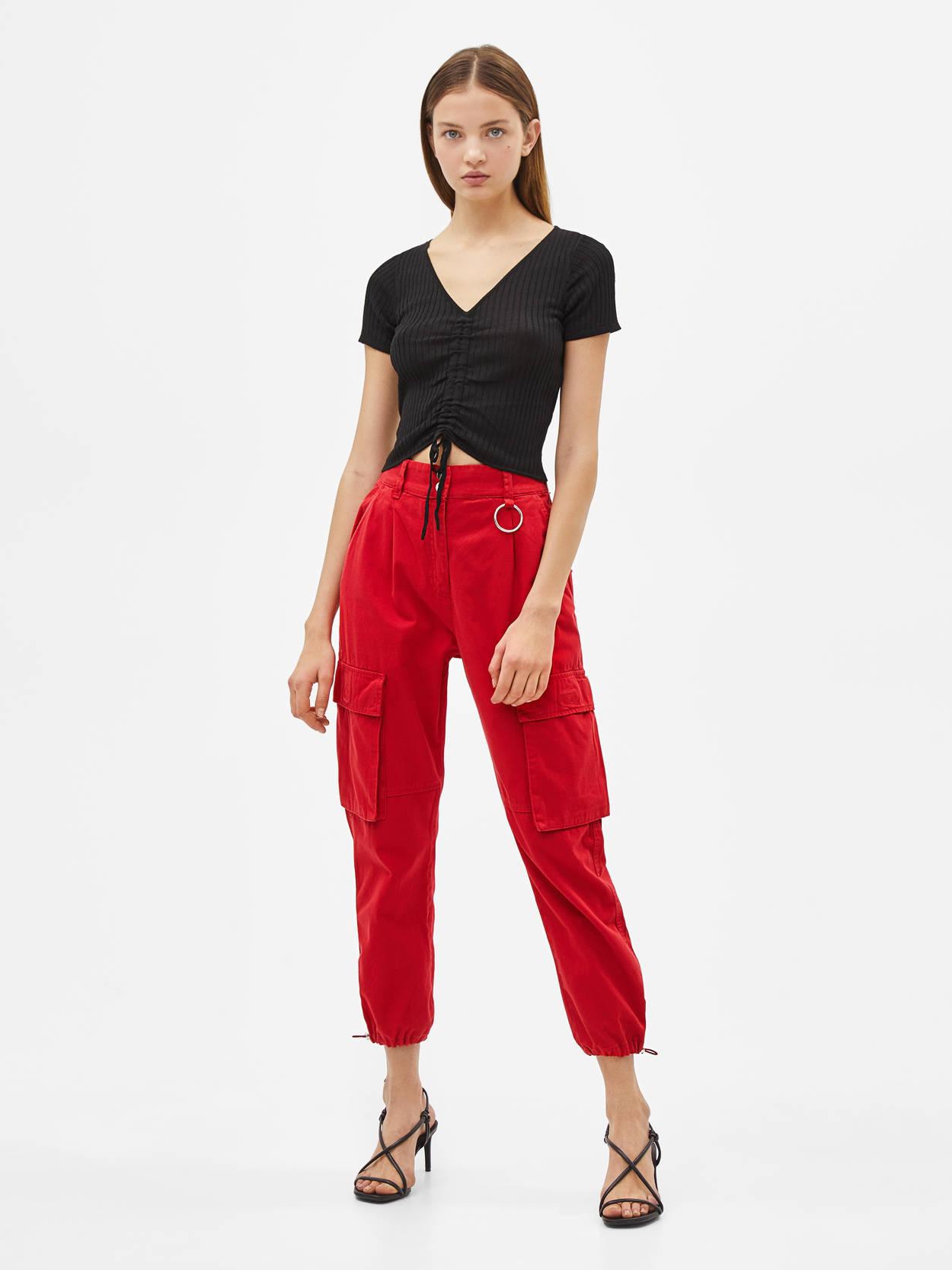 

Брюки Bershka 0053/019/600-ACVF 34 Красные