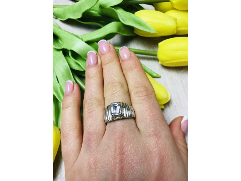 

Серебряное кольцо с Гошенитом (берилл) Sky Jewelry 000467