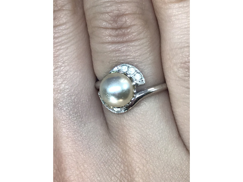 

Серебряное кольцо с жемчугом Sky Jewelry 000331