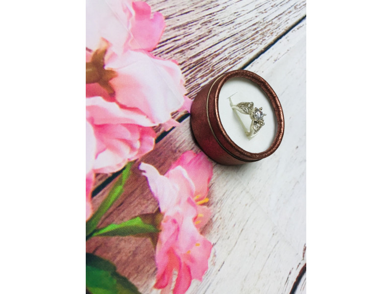 

Серебряное кольцо с фианитом Sky Jewelry 000516