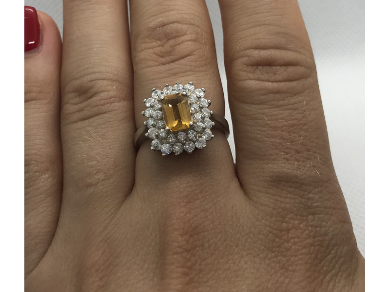 

Серебряное кольцо с камнем цитрин Sky Jewelry 000153