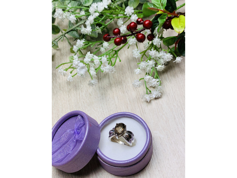 

Серебряное кольцо с камнем Гессонит Sky Jewelry 000582
