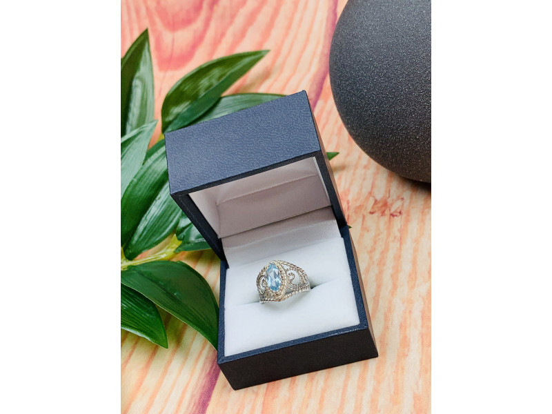 

Серебряное кольцо с топазом Sky Jewelry 000591