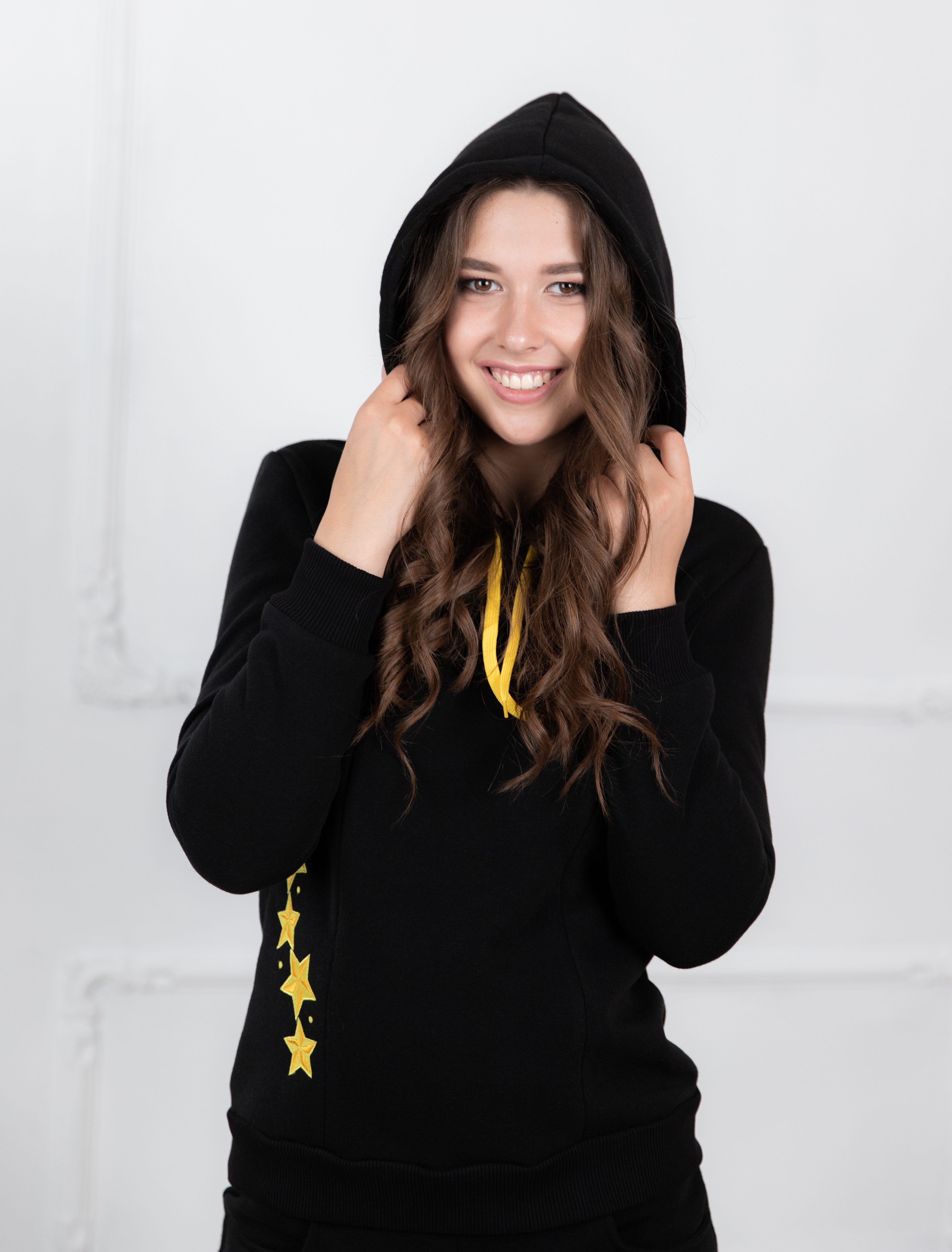 

Теплый свитшот Tariva Cotton с вышивкой для кормящих мам размер XXL черный