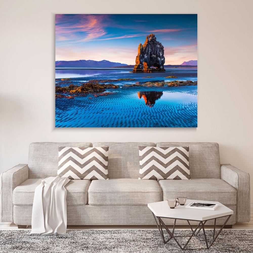 

Картина на холсте Природа Huge Basalt Stack Hvitserkur 80х80 см.