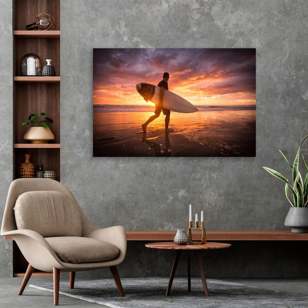 

Картина на холсте Природа Surfer On The Beach With His Longboard 45х60 см.