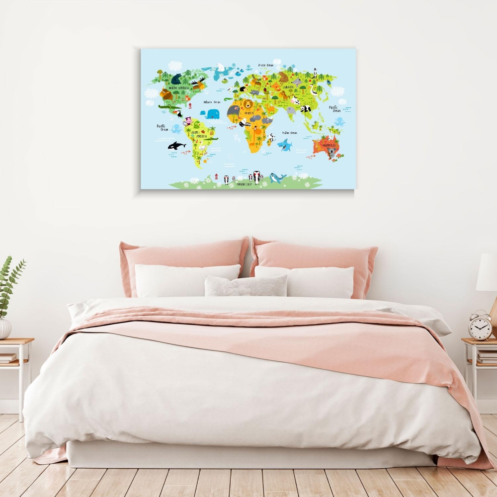 

Картина на холсте Путешествия World Map With Animals 90х120 см.