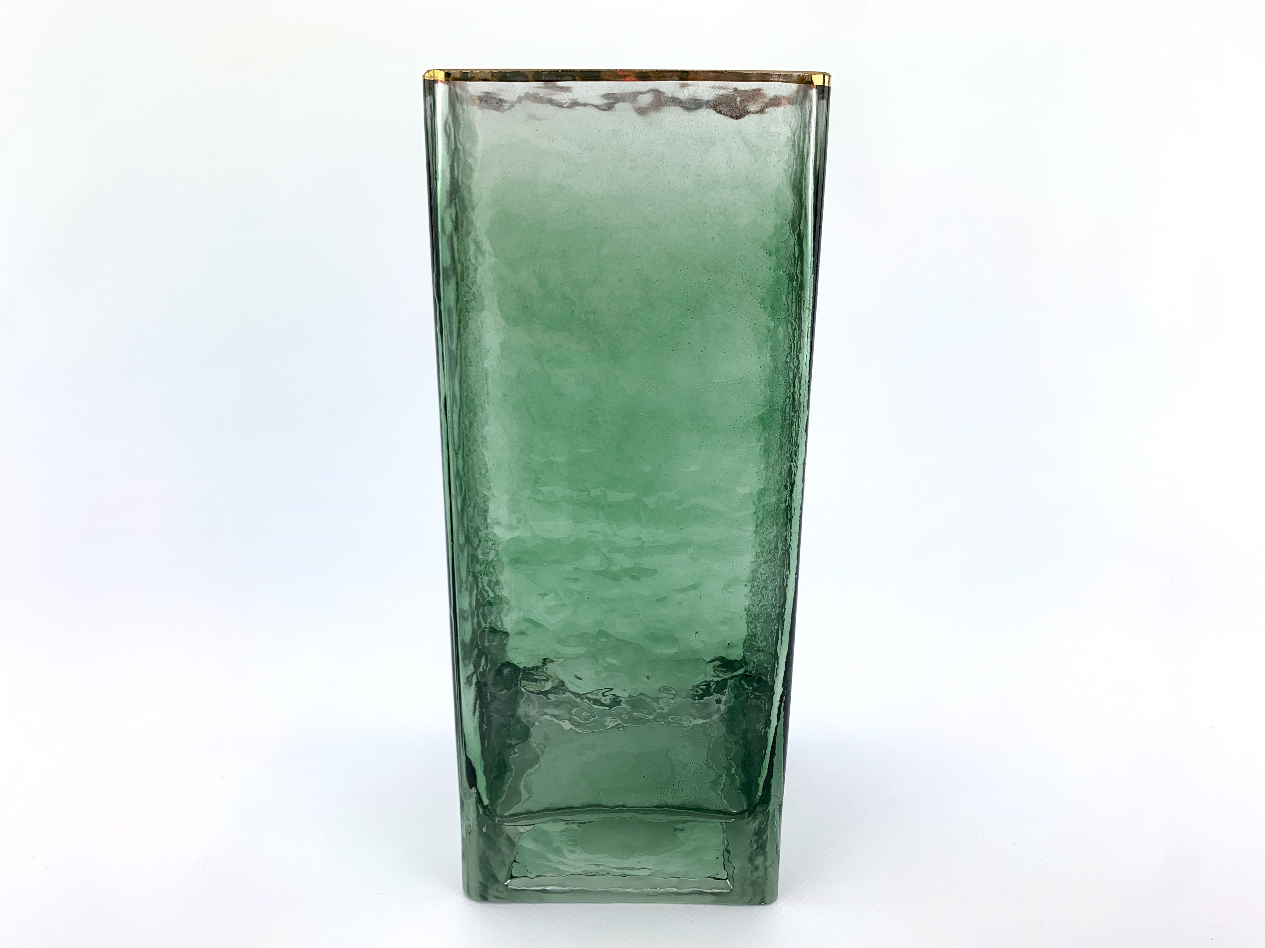 

Ваза для цветов TerrA "Ice figure" изумрудный 10х25см (3509-46-2)