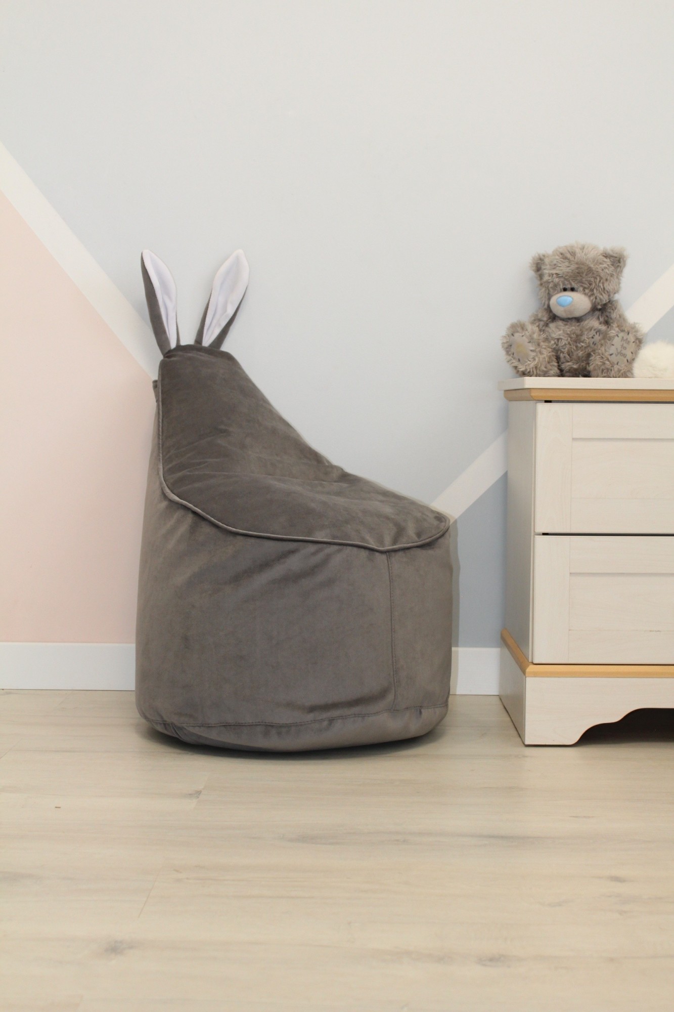 

Детское велюровое серое Кресло-мешок 80*55 Maikinbaby