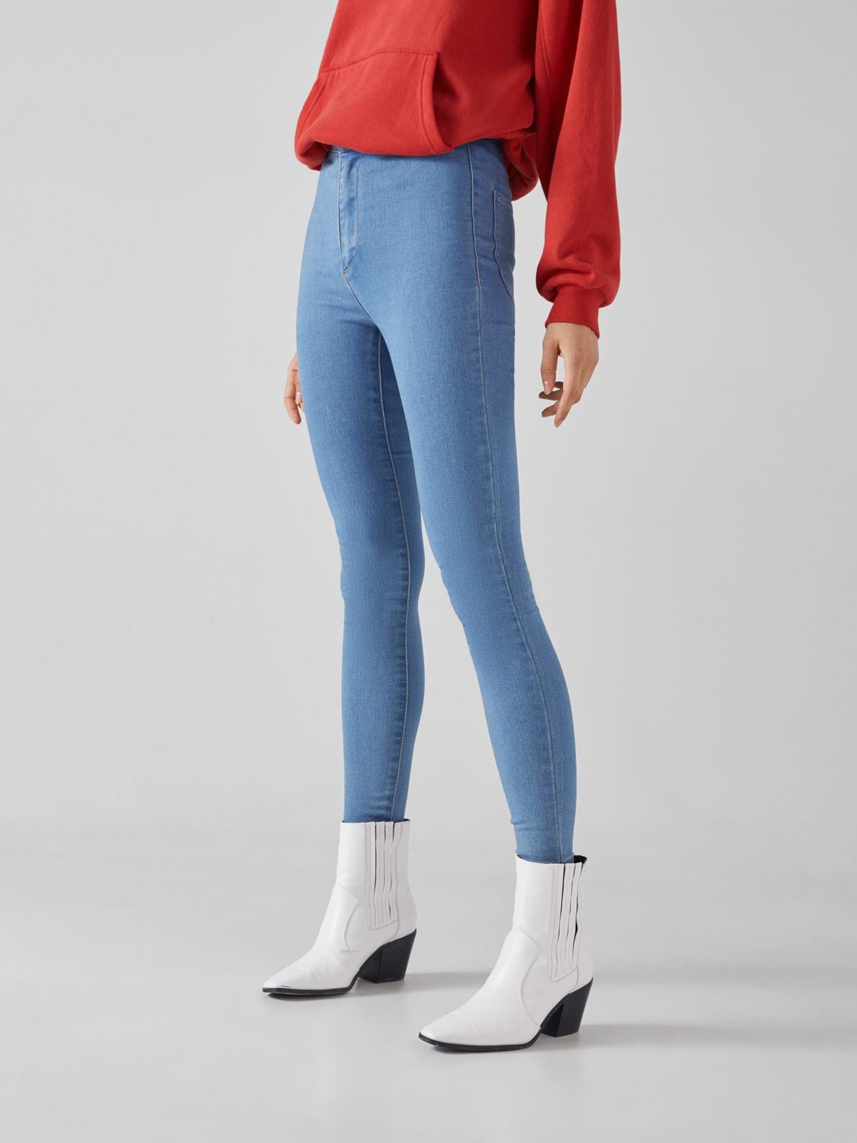 

Джинсы Bershka 5214/074/426-ACUP 42 Голубые