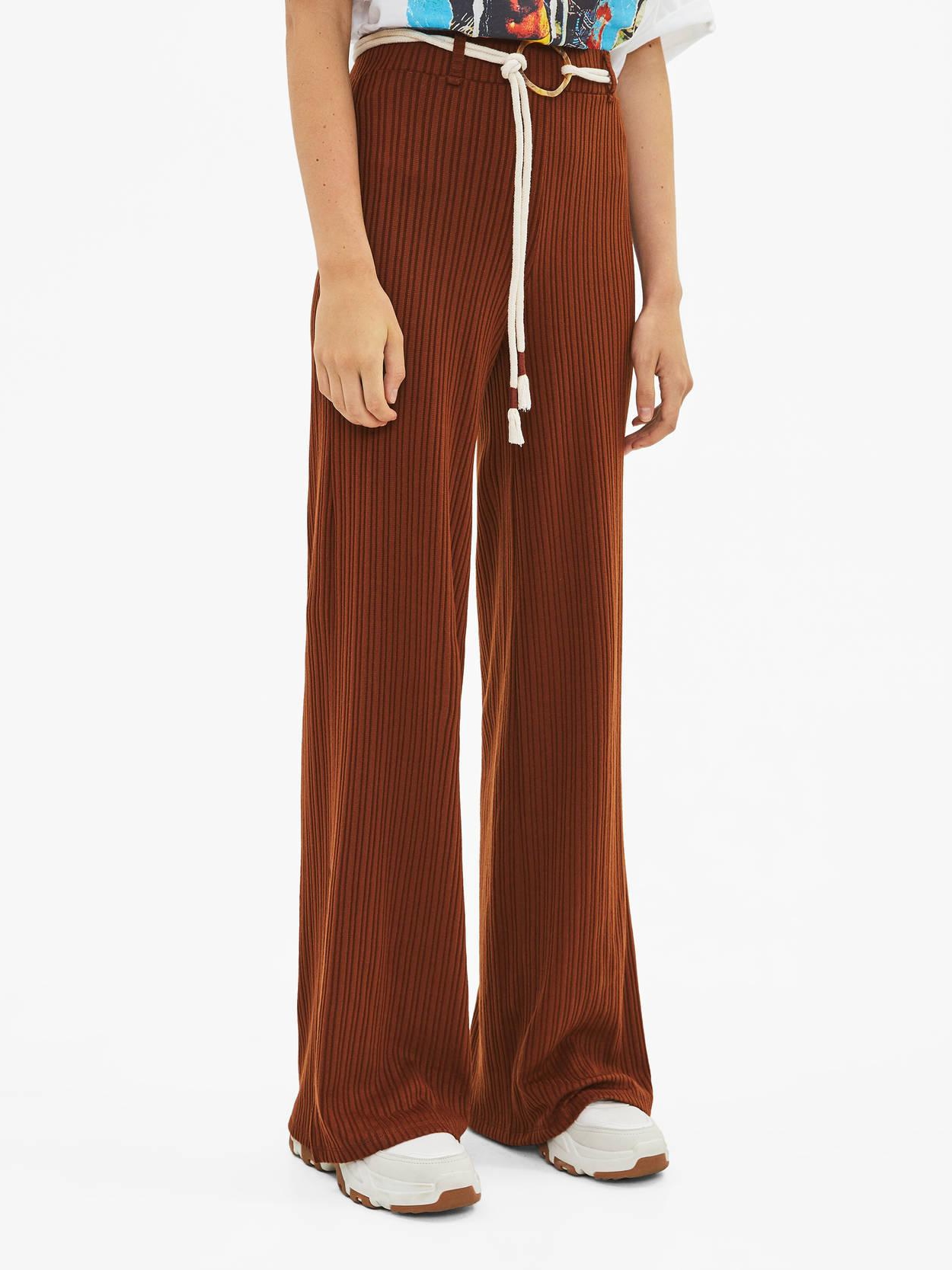 

Брюки Bershka 5068/831/700-ACVE XS Коричневые