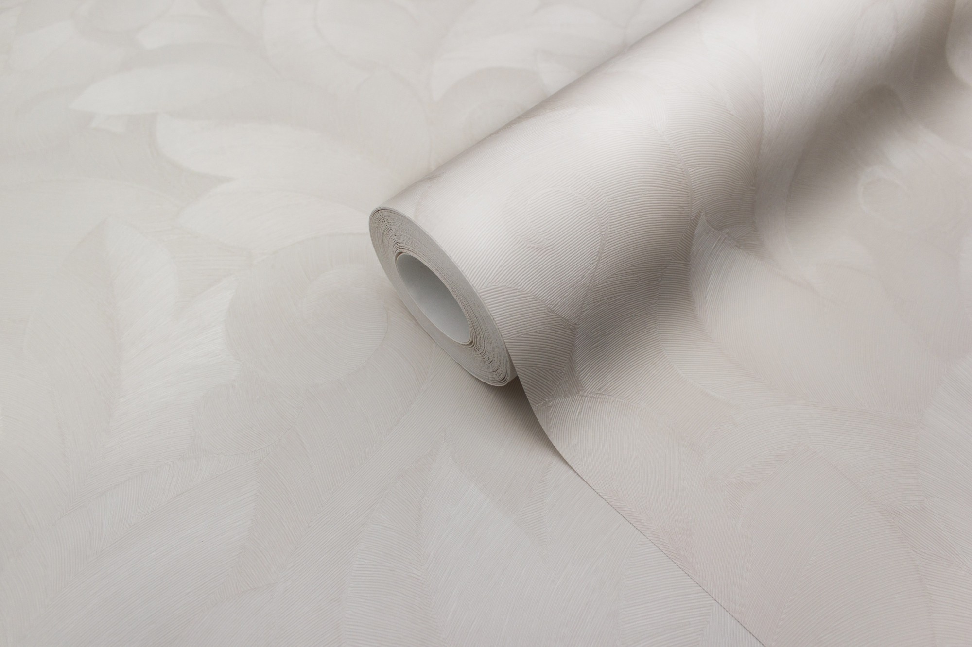 

Обои шелкография виниловые на флизелиновой основе LS Хелена ЭШТ 3-1466 молочные (1,06х10,05м)