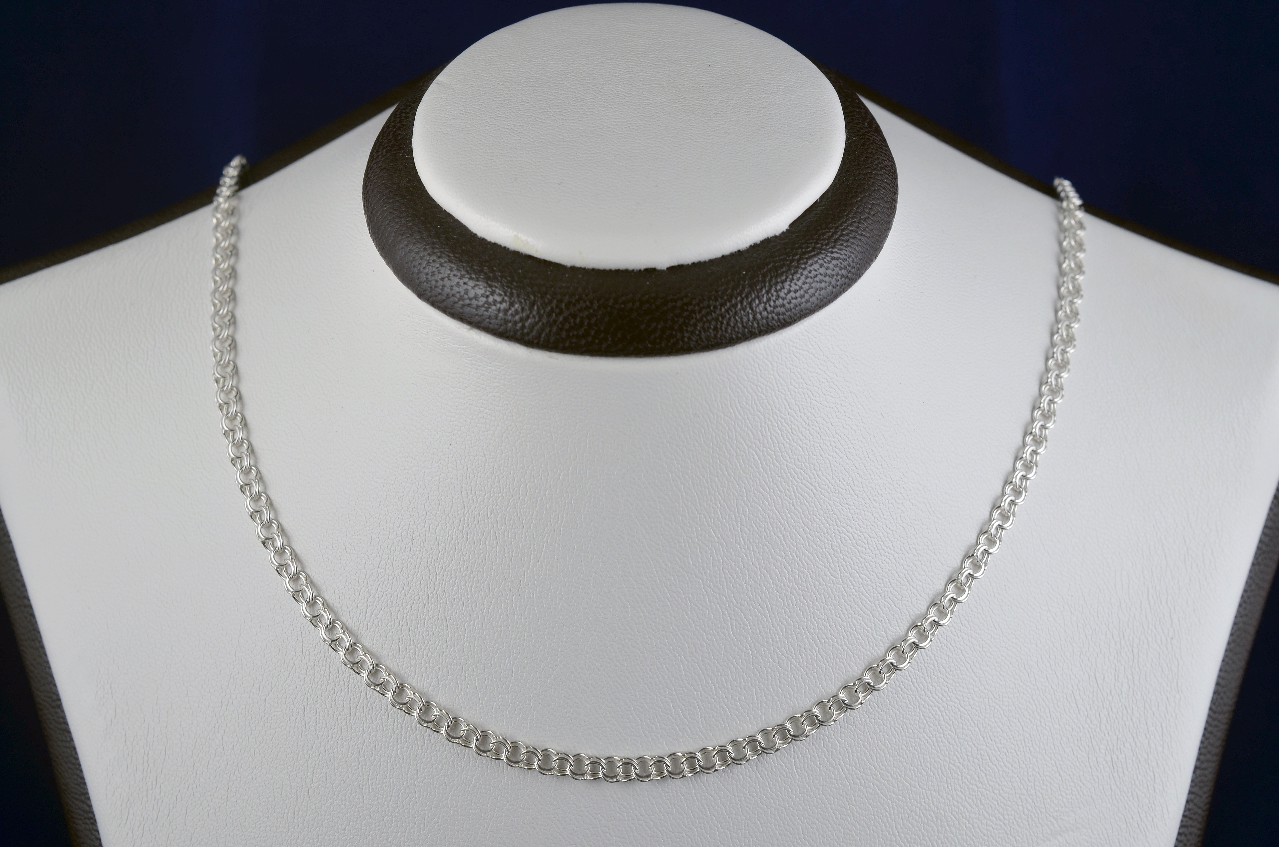 

Серебряная цепочка Meridian 925 пробы плоский бисмарк 55 размер (5003/13550)