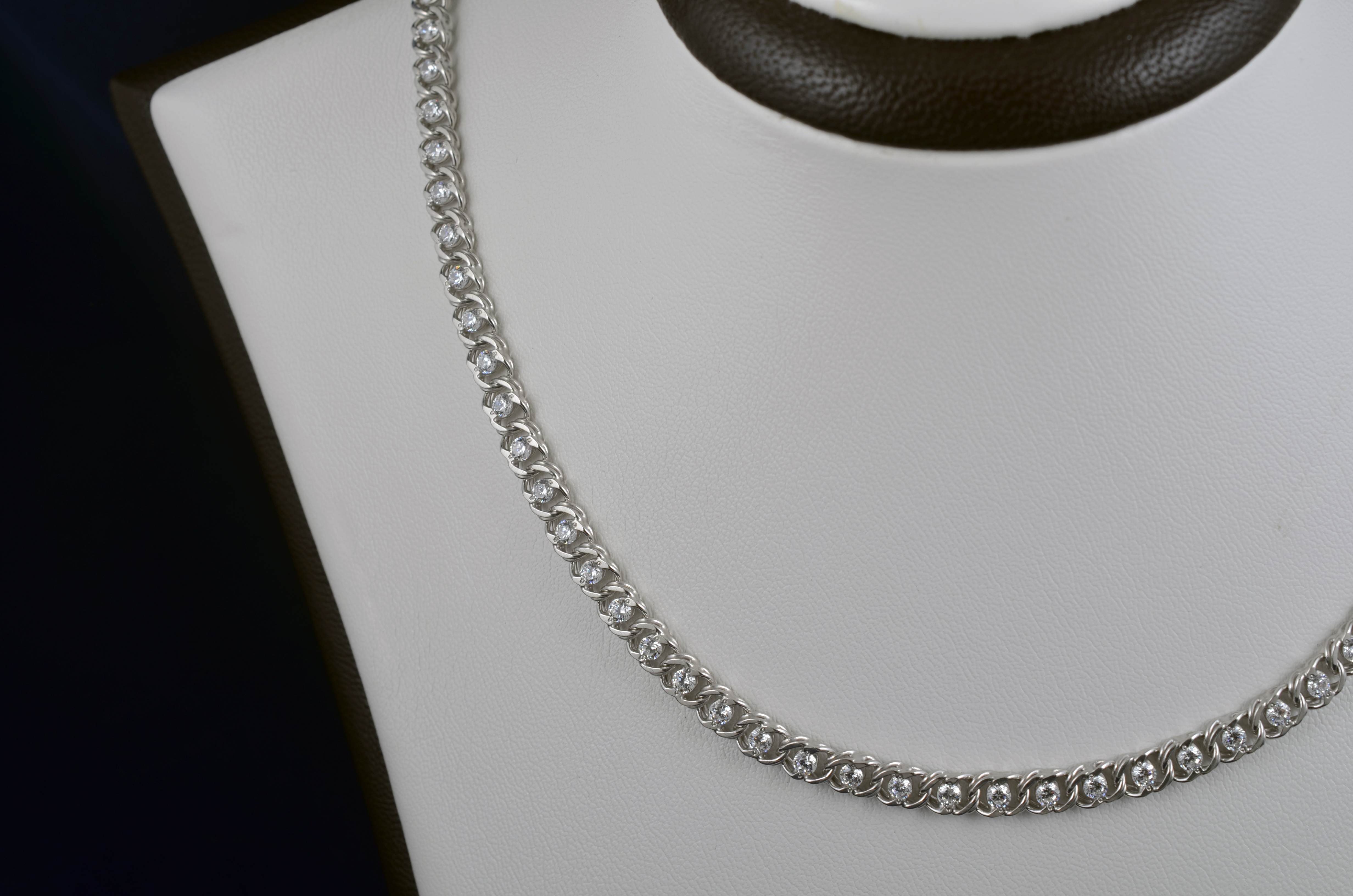 

Серебряная цепочка Meridian 925 пробы плетение "Арабский бисмарк с фианитами" 60 размер (5012/4600)