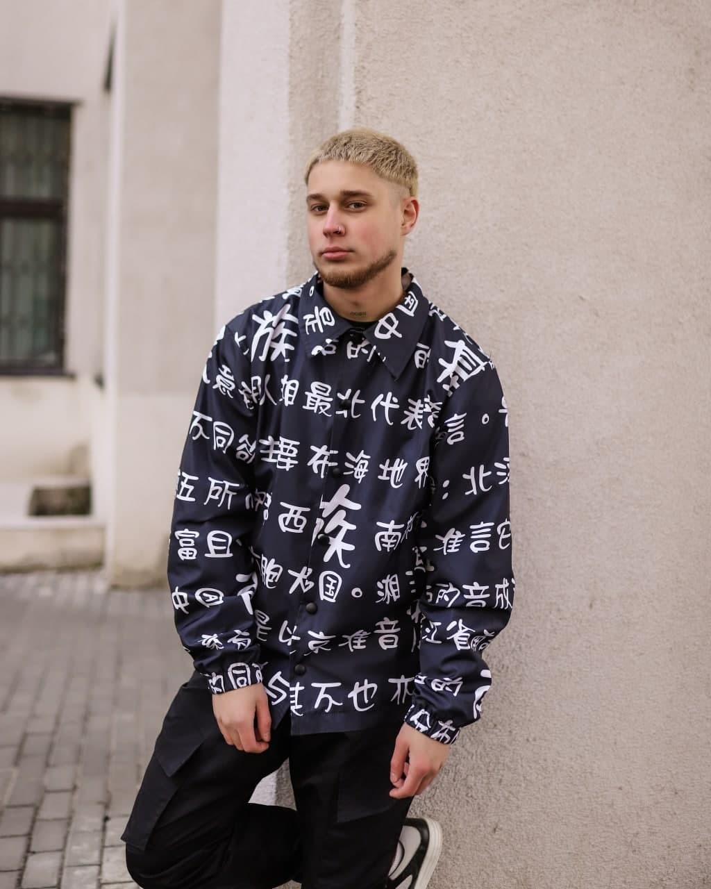 

Мужская демисезонная куртка - ветровка с принтами .VDLK Hieroglyph  черная, Мужская демисезонная куртка - ветровка с принтами .VDLK Hieroglyph S черная