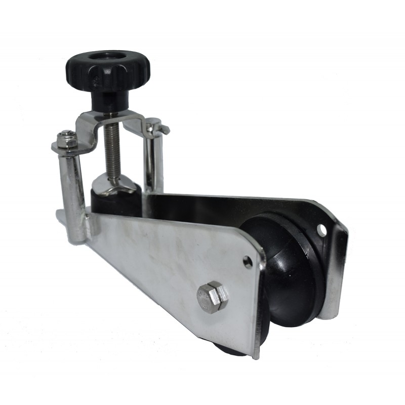 

Носовой роульс SunFine с фиксатором (SF30205)