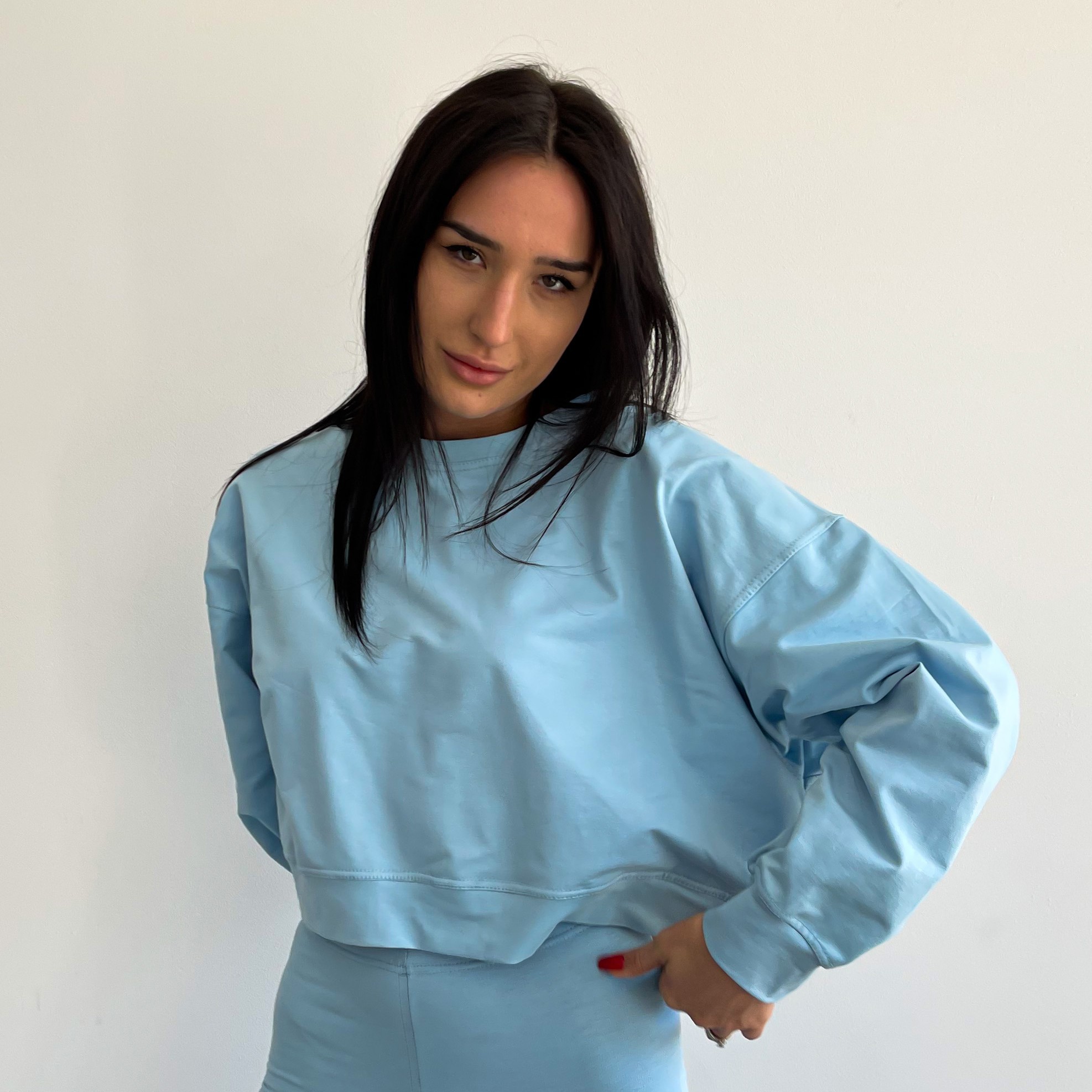 

Свитшот Baysho оверсайз укороченный с манжетом Двунитка XS Голубой (bd1104-420)