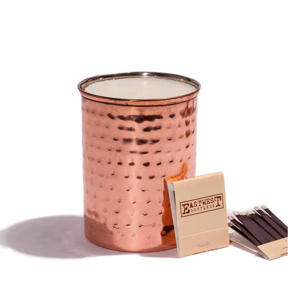 

Свеча East West Bottlers Moonshine 340 г