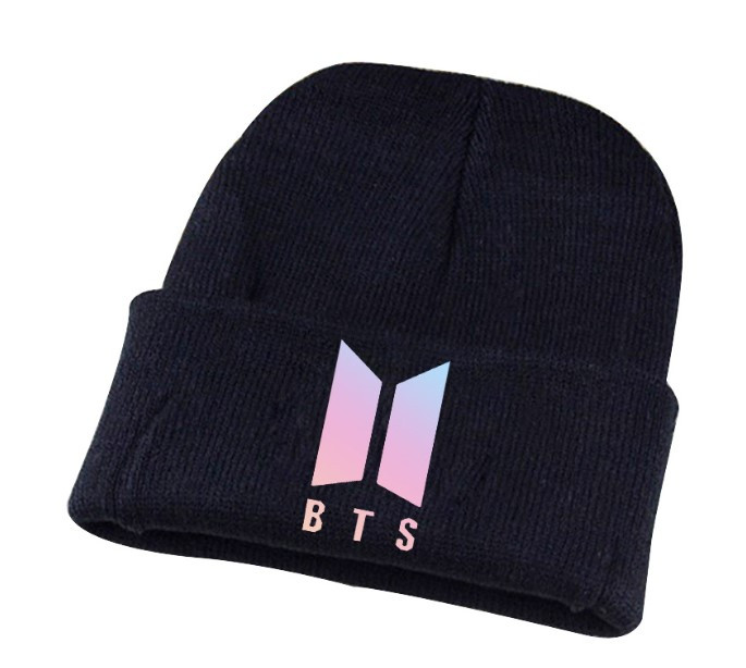 

Шапка Bioworld BTS с рисунком K-POP Logo BTS Bulletproof Boy Чёрная (6938)