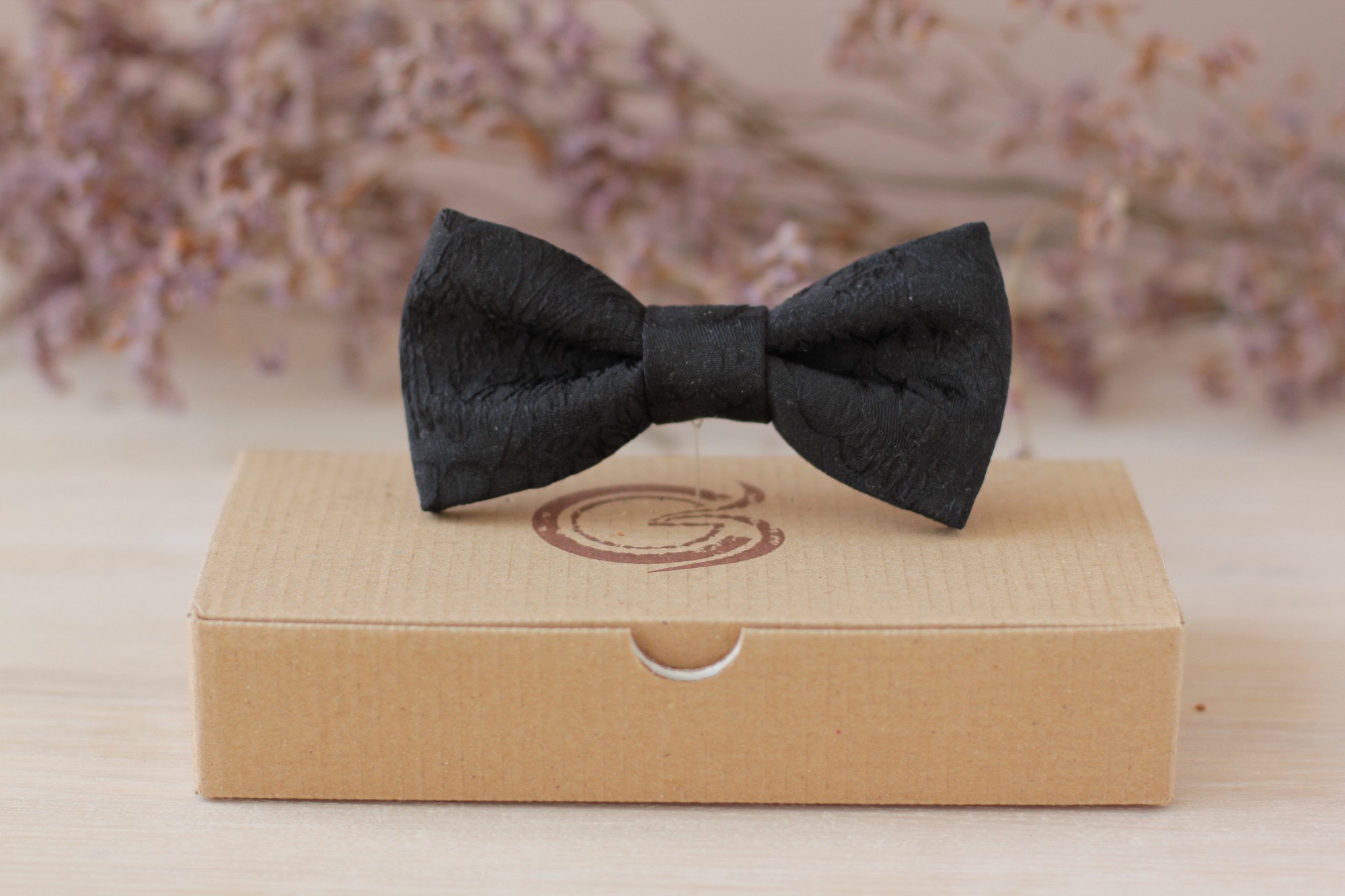 

Галстук-бабочка Christina Goloob Сlassic Жаккард Черный