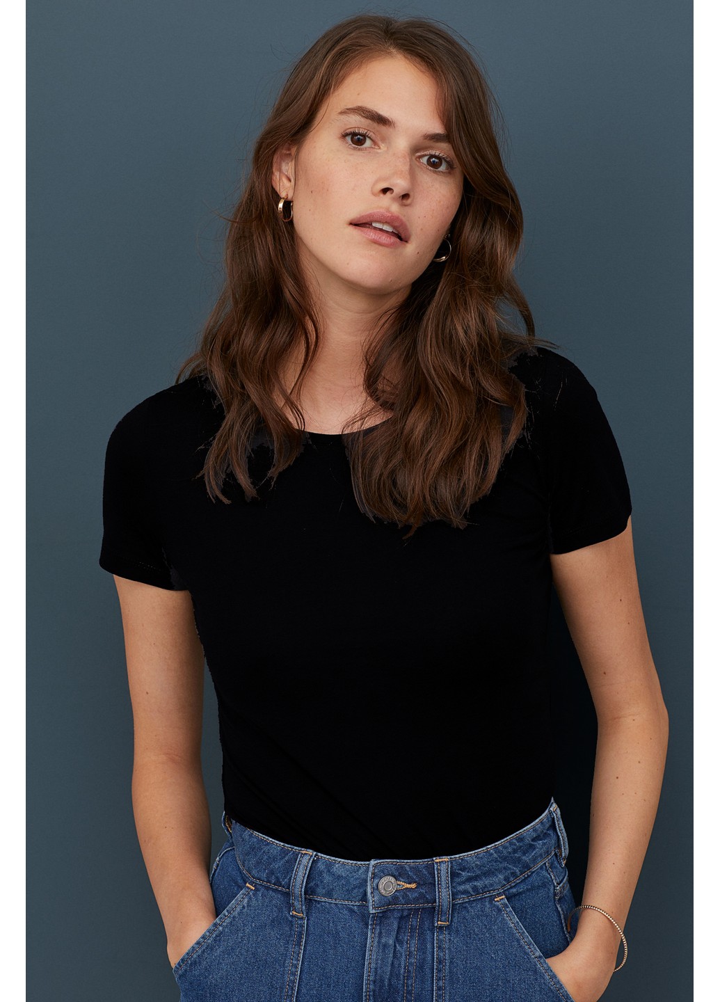 

Футболка H&M S Черный 0826646_черн