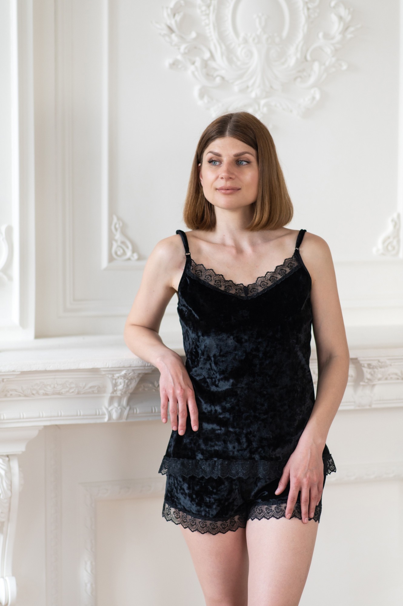 

Пижама c гипюром майка + шорты Miss Lora Классика цвет - черный  (42-44, Пижама c гипюром майка + шорты Miss Lora Классика цвет - черный S (42-44)