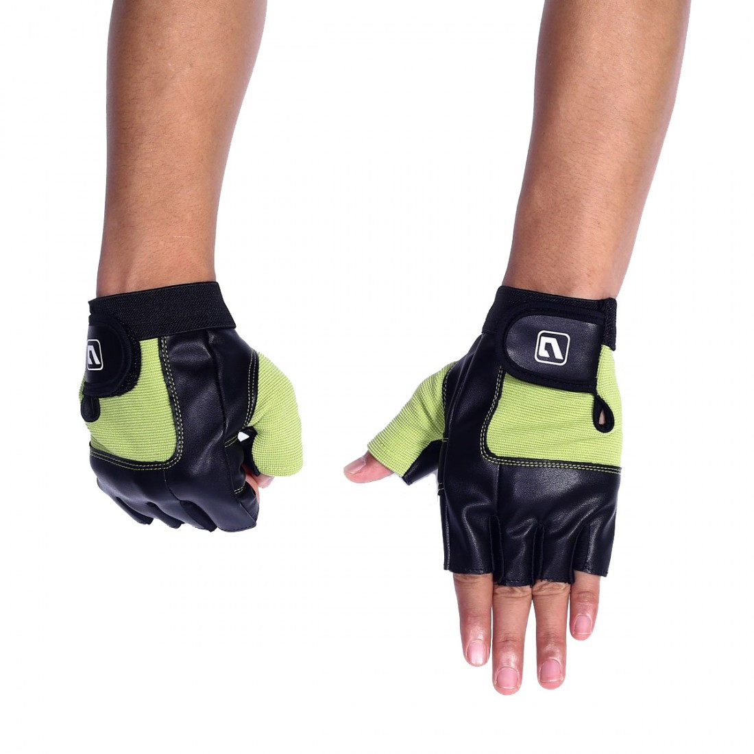 

Перчатки для тренировки LiveUp TRAINING GLOVES (LS3058)